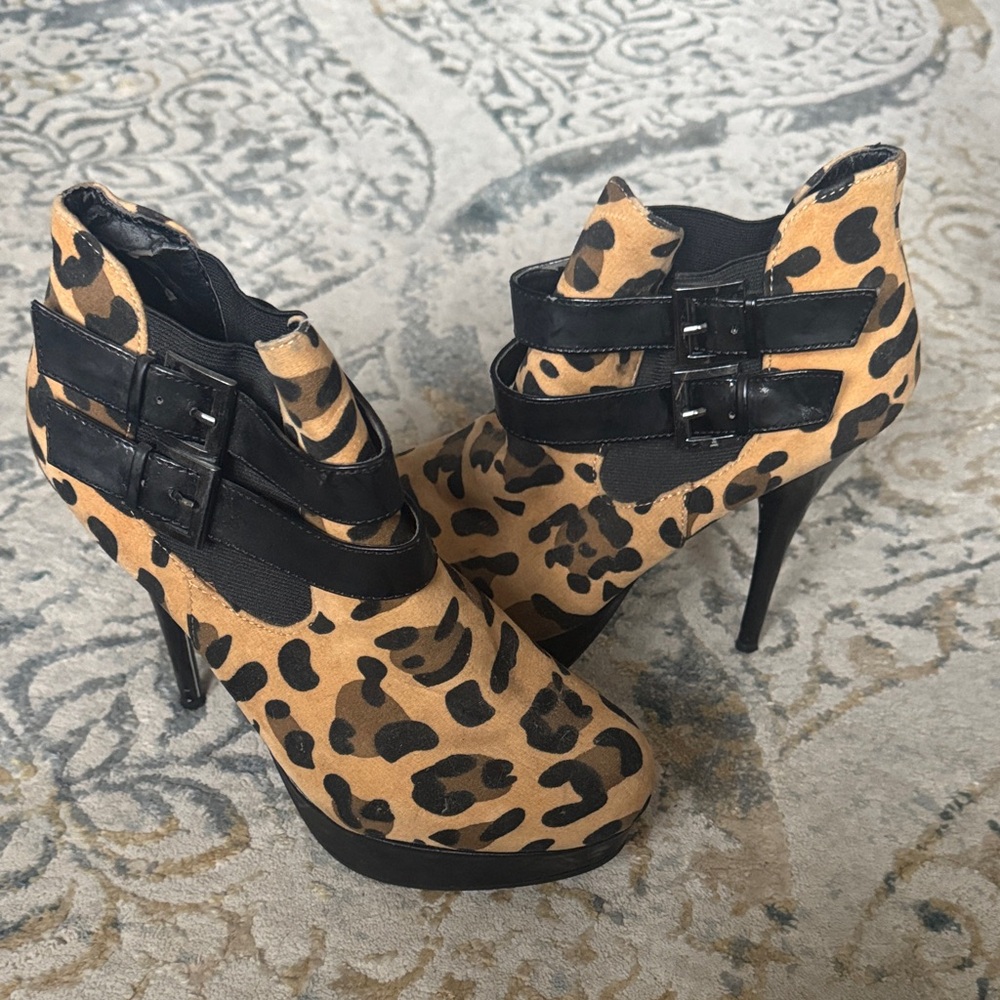 BAMBOO Leopard Print Heeled Boots with Black Accents